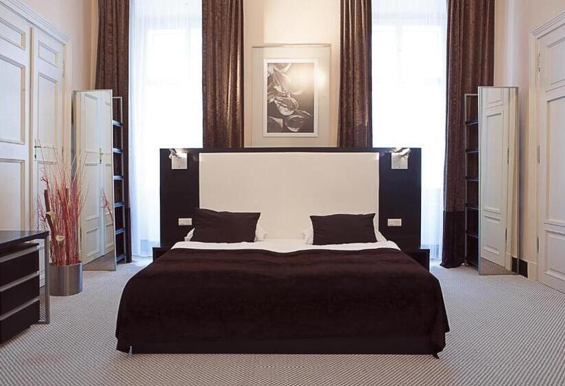 غرفة قياسية, Old Town Square Residence By Emblem