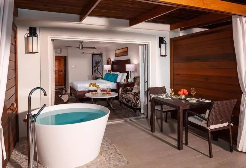 Junior-sviitti Club merinäköalalla, Sandals Regency La Toc All Inclusive Resort And Spa Couples Only