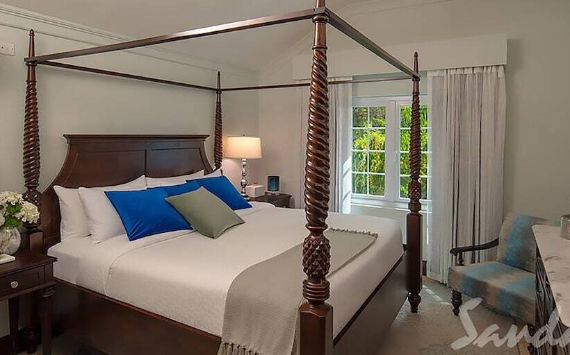 Deluxe Suite Sea View, Sandals Regency La Toc All Inclusive Resort And Spa Couples Only