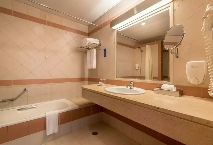 اتاق استاندارد با چشمانداز باغ, Sentido Galosol