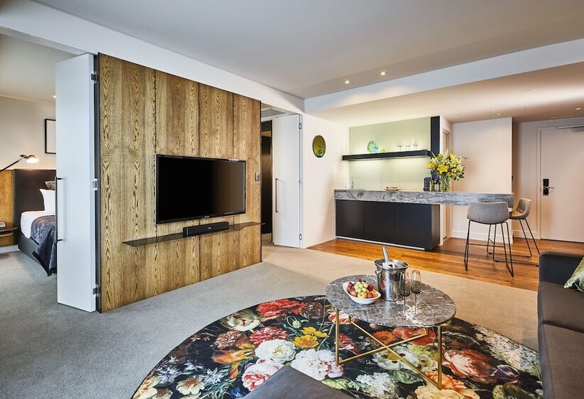 디럭스 스위트, The Grand By Skycity