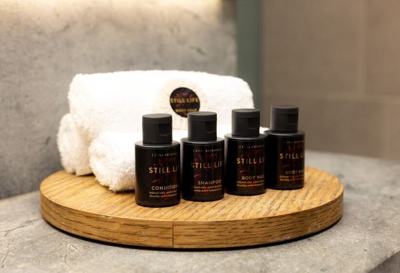 스탠다드 룸 킹사이즈 침대, The Grand By Skycity