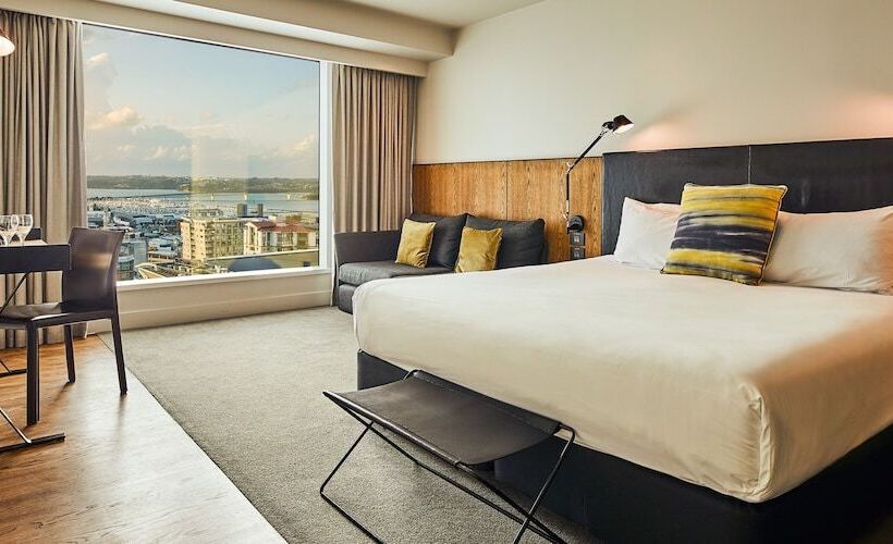 스탠다드 룸 킹사이즈 침대, The Grand By Skycity