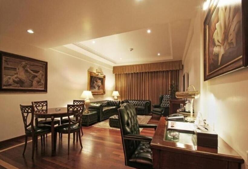 デラックススイート, Radisson Hotel Jalandhar