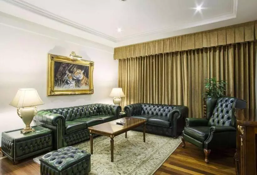 デラックススイート, Radisson Hotel Jalandhar
