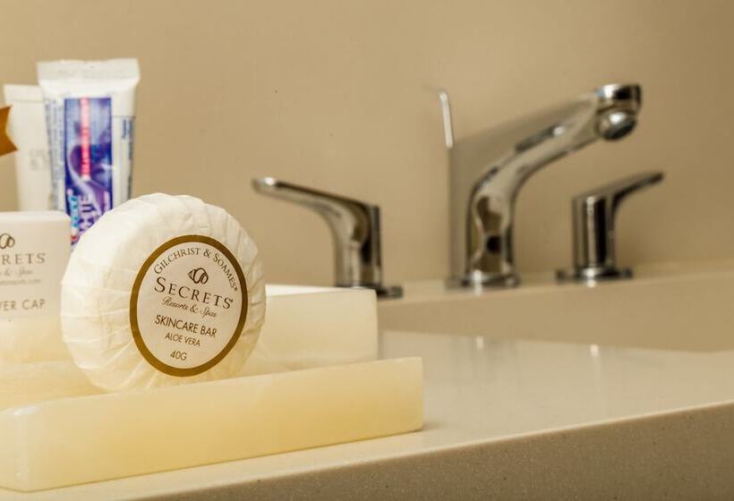 بنجلو قياسى, Secrets Papagayo All Inclusive   Adults Only