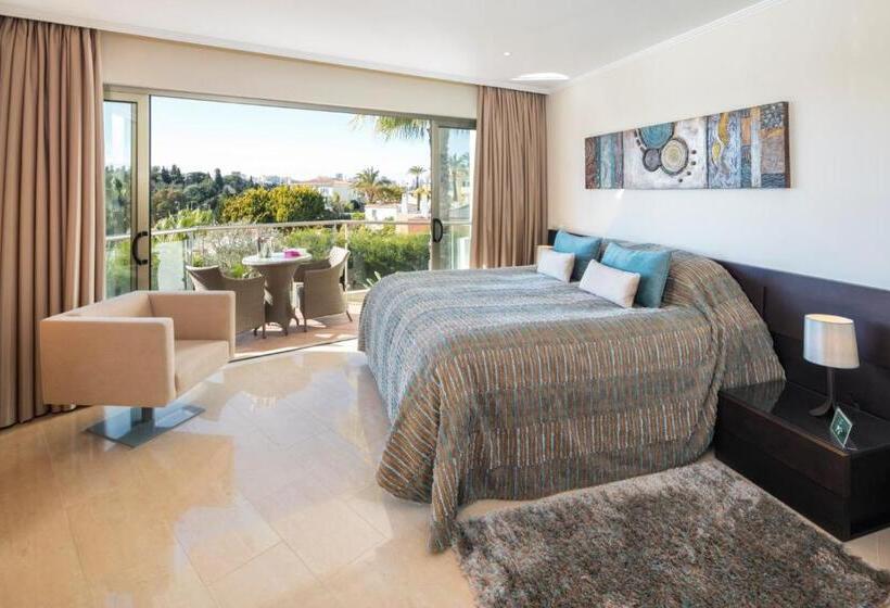 バルコニー付き１ベッドルームアパートメント, Vila Castelo Parque