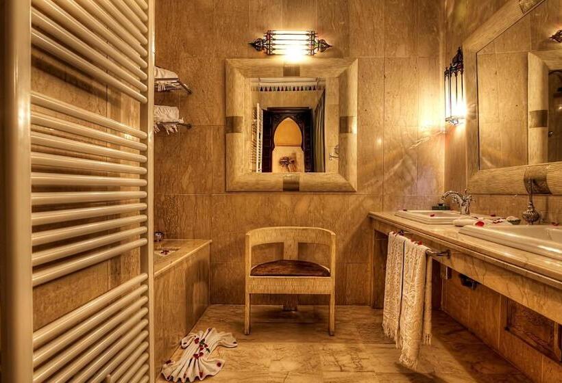シニアスイート, Riad Kniza
