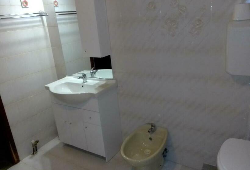 コンフォートトリプルルーム, Guest Accommodation Palma