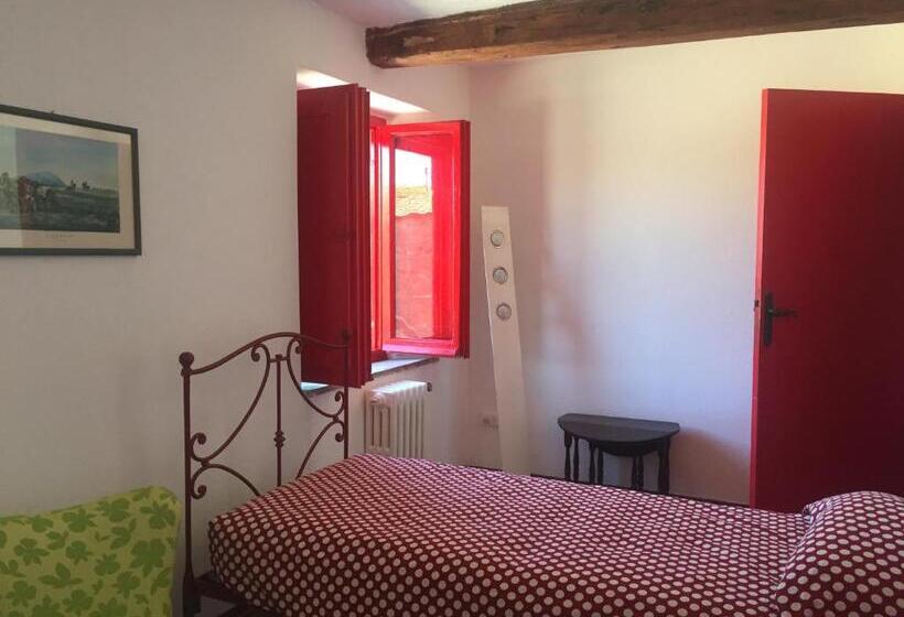 شقة غرفة واحدة مزودة بتراس, Agriturismo La Valentina Nuova