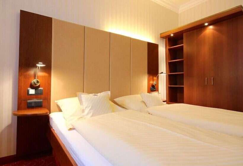 스탠다드 룸, Hanken