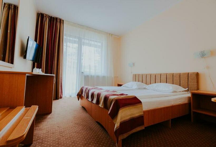 חדר סופריור, Tusnad