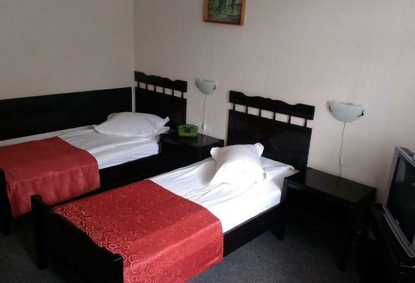 חדר אקונומי, Tusnad