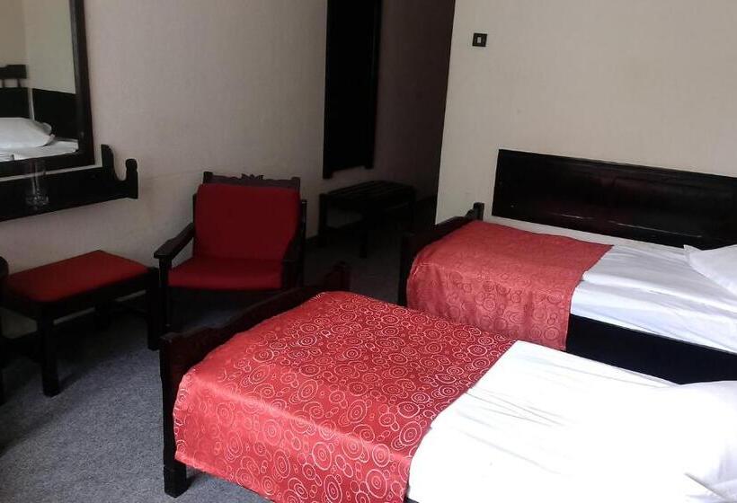 חדר אקונומי, Tusnad