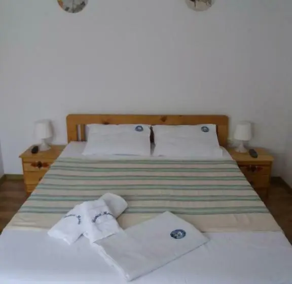 キングサイズベッドのスタンダードルーム, Bunica Maria   Guesthouse For Birders