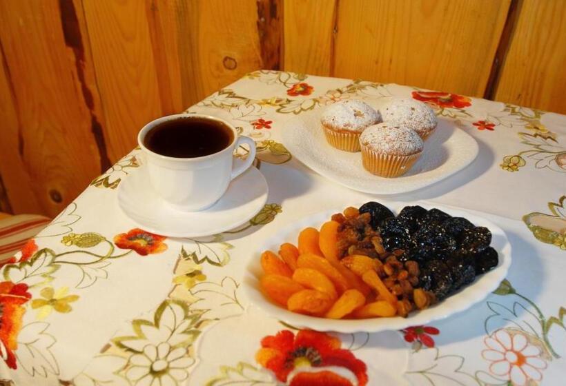 خانه 4 خوابه, Doroga Dodomu