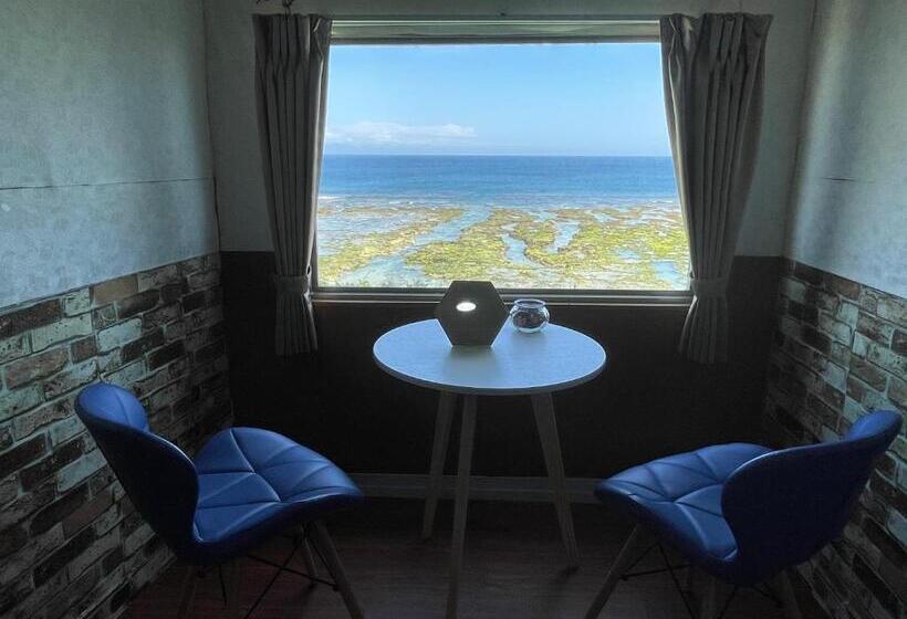 اتاق استاندارد چهار تخته با چشم‌انداز دریا, 海人生海景民宿cest La Vie