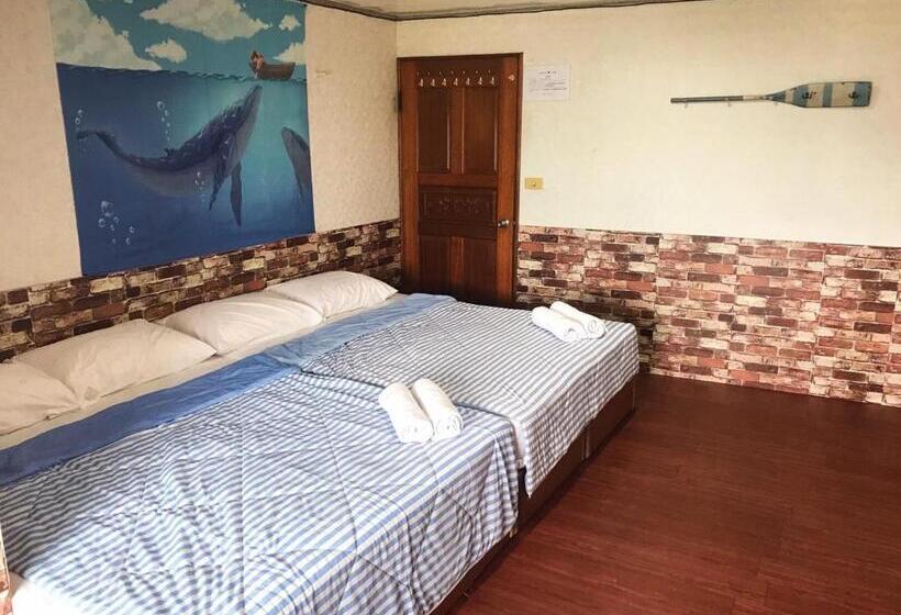 اتاق استاندارد چهار تخته با چشم‌انداز دریا, 海人生海景民宿cest La Vie