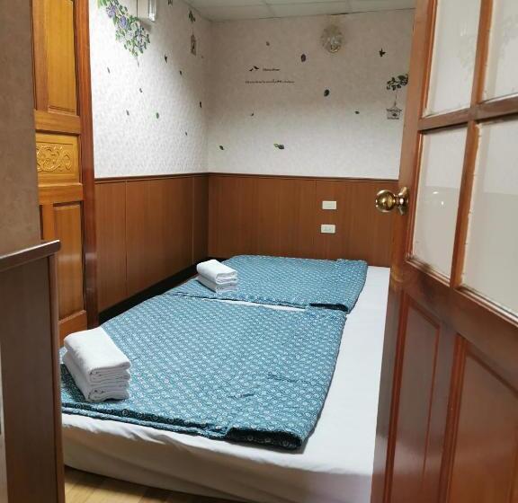 سوییت خانوادگی, 海人生海景民宿cest La Vie