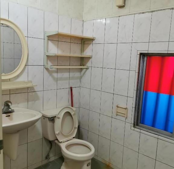 سوییت خانوادگی, 海人生海景民宿cest La Vie