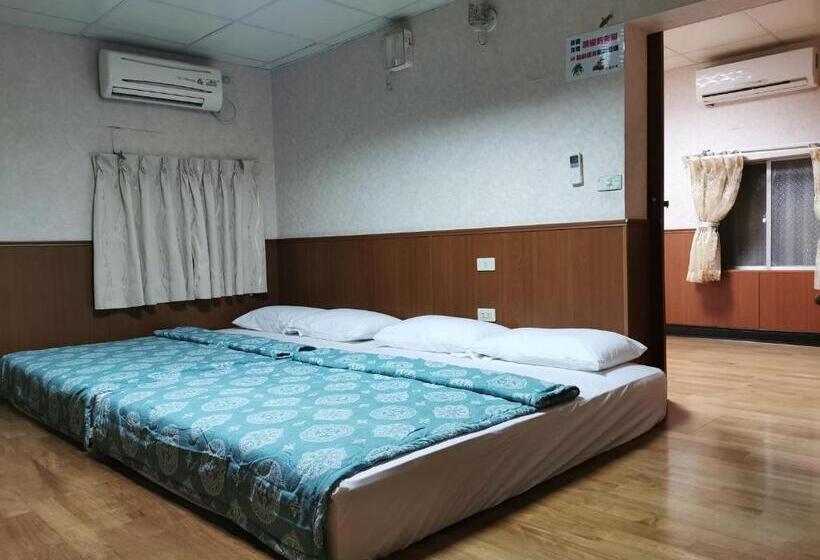 سوییت خانوادگی, 海人生海景民宿cest La Vie