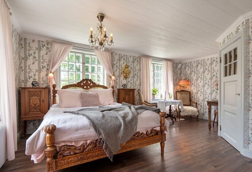 חדר סופריור, Wedevågs Herrgård