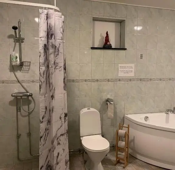ジュニアスイート, Brålanda Hotell Och Vandrarhem