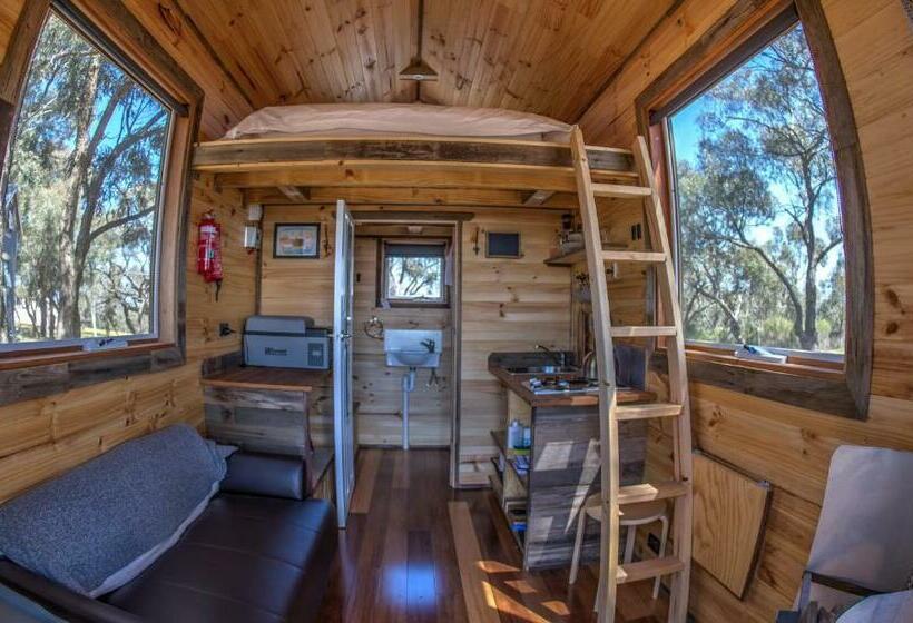 בית, חדר שינה 1, Hilltop Tiny House By Tiny Away