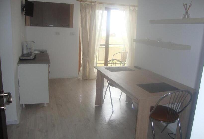 Apartament 1 Dormitor cu Terasă, Casa Lacul Sarat