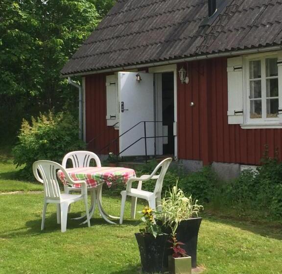 غرفة قياسية فردية حمام مشترك, Swedish Idyll