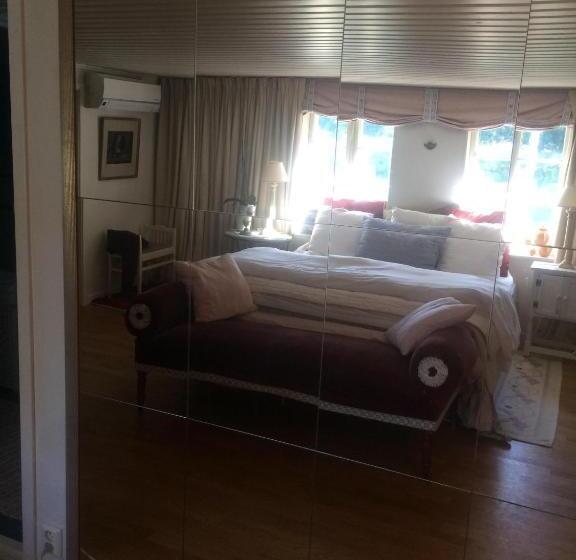 וילה בת חדר שינה 1, Swedish Idyll