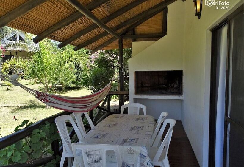 بنجلو عائلى, Bungalows Punta Colorada