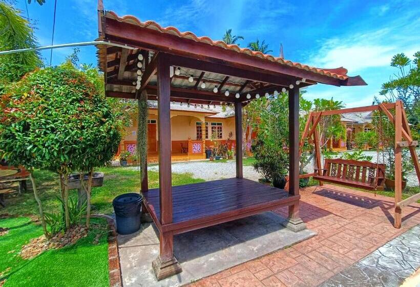 豪华三人间, Chalet Yunie Marang By Rvh