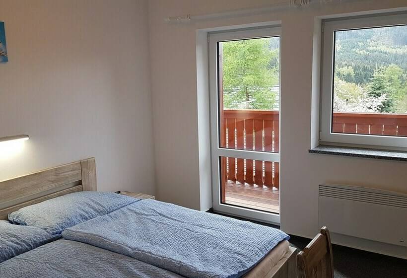 1ベッドルームのコンフォーとアパートメント, Pension Pek