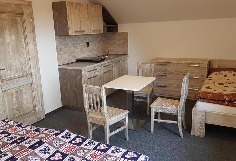 バルコニー付き1ベッドルームアパートメント, Pension Pek