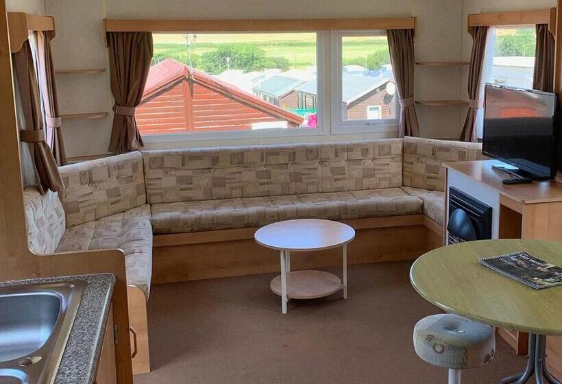 Дом 3 Спальни, Fishguard Holiday Park