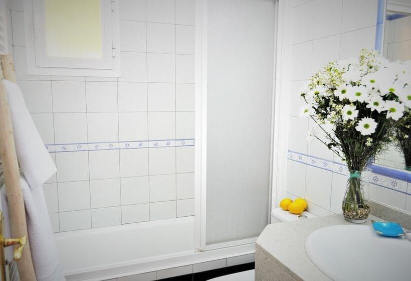 خانه 2 خوابه, Siamo Donatella