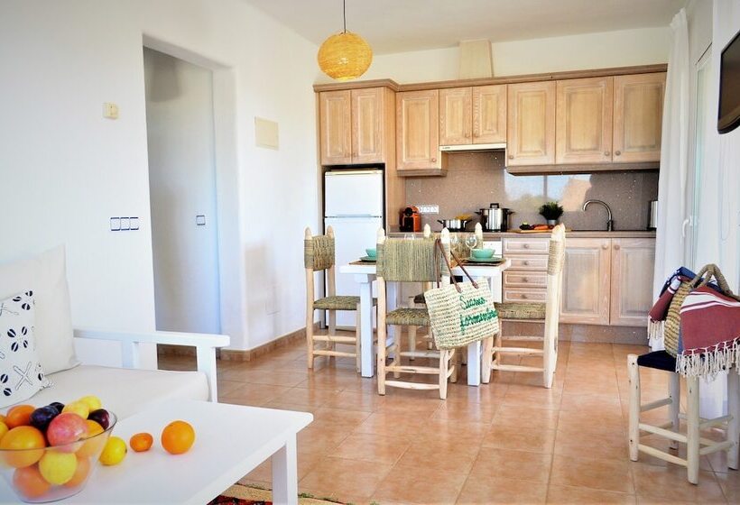 خانه 1 خوابه, Siamo Donatella