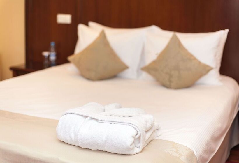 高级大房间, Arkadia