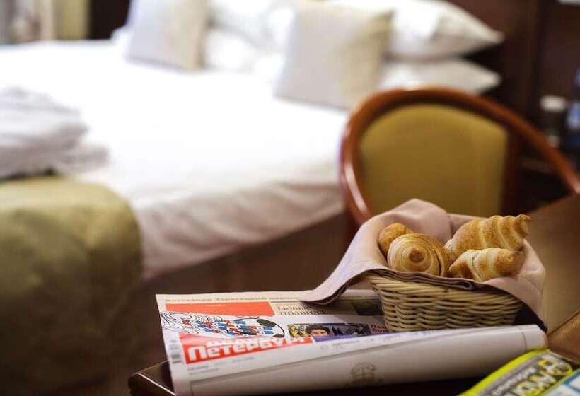 高级大房间, Arkadia