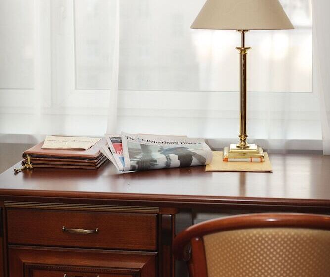 高级大房间, Arkadia