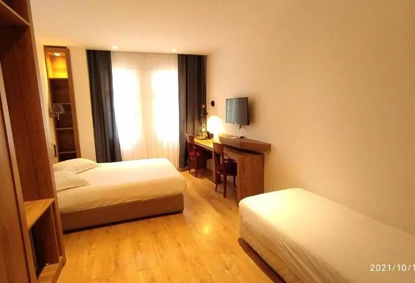 スタンダードトリプルルーム, Armagrandi Spina Hotel Special Category