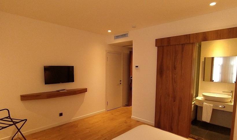 اتاق خانوادگی تودرتو, Armagrandi Spina Hotel Special Category