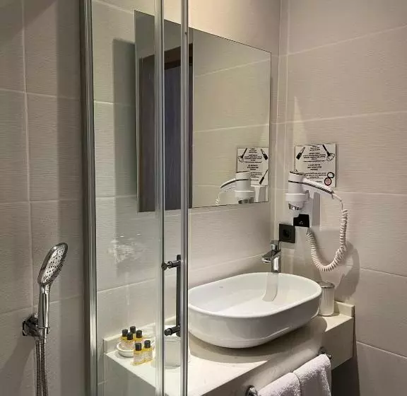 スタンダードトリプルルーム, Armagrandi Spina Hotel Special Category