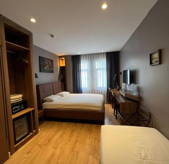 اتاق استاندارد سه نفره, Armagrandi Spina Hotel Special Category