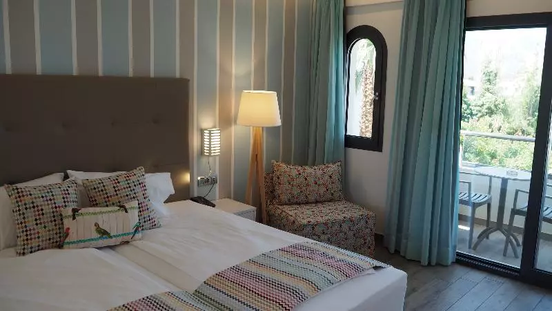 اتاق استاندارد سه تخته با چشمانداز باغ, Sentido Kyknos Beach Adults Only