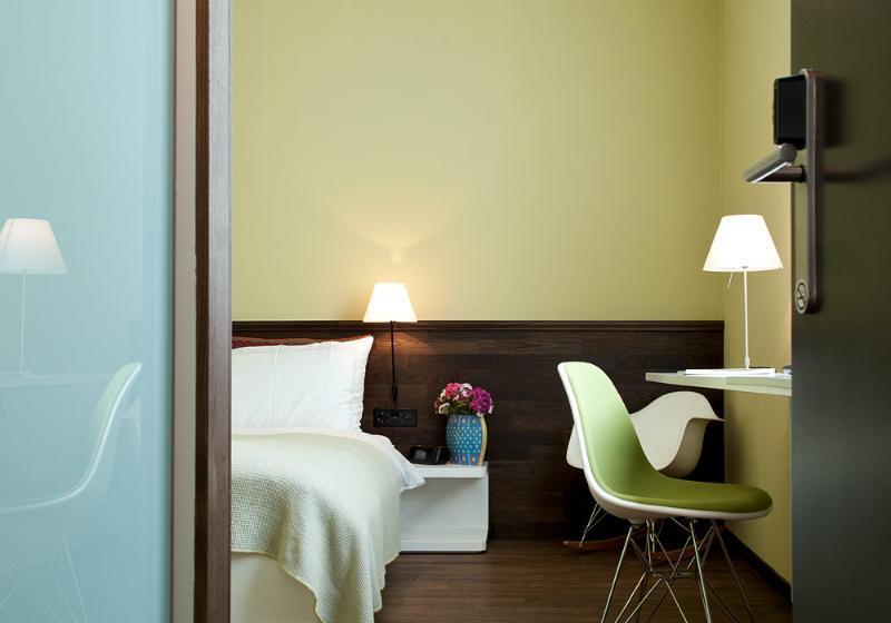 اتاق استاندارد یک نفره, Design Hotel Plattenhof