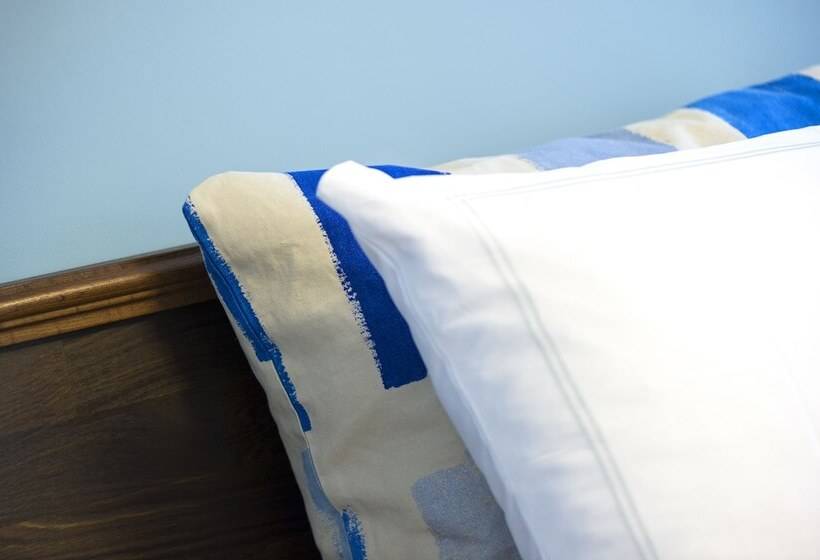 اتاق استاندارد یک نفره, Design Hotel Plattenhof