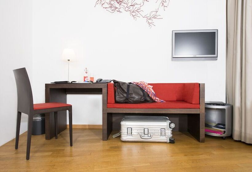 اتاق استاندارد یک نفره, Design Hotel Plattenhof