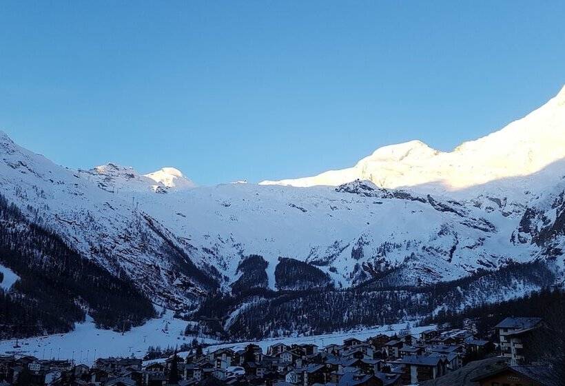 带2个卧室的套房, Europa